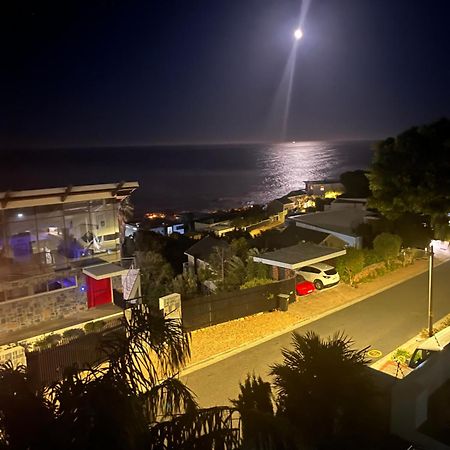 Cozy Camps Bay House With Mountain And Sea View Villa Kapstaden Exteriör bild