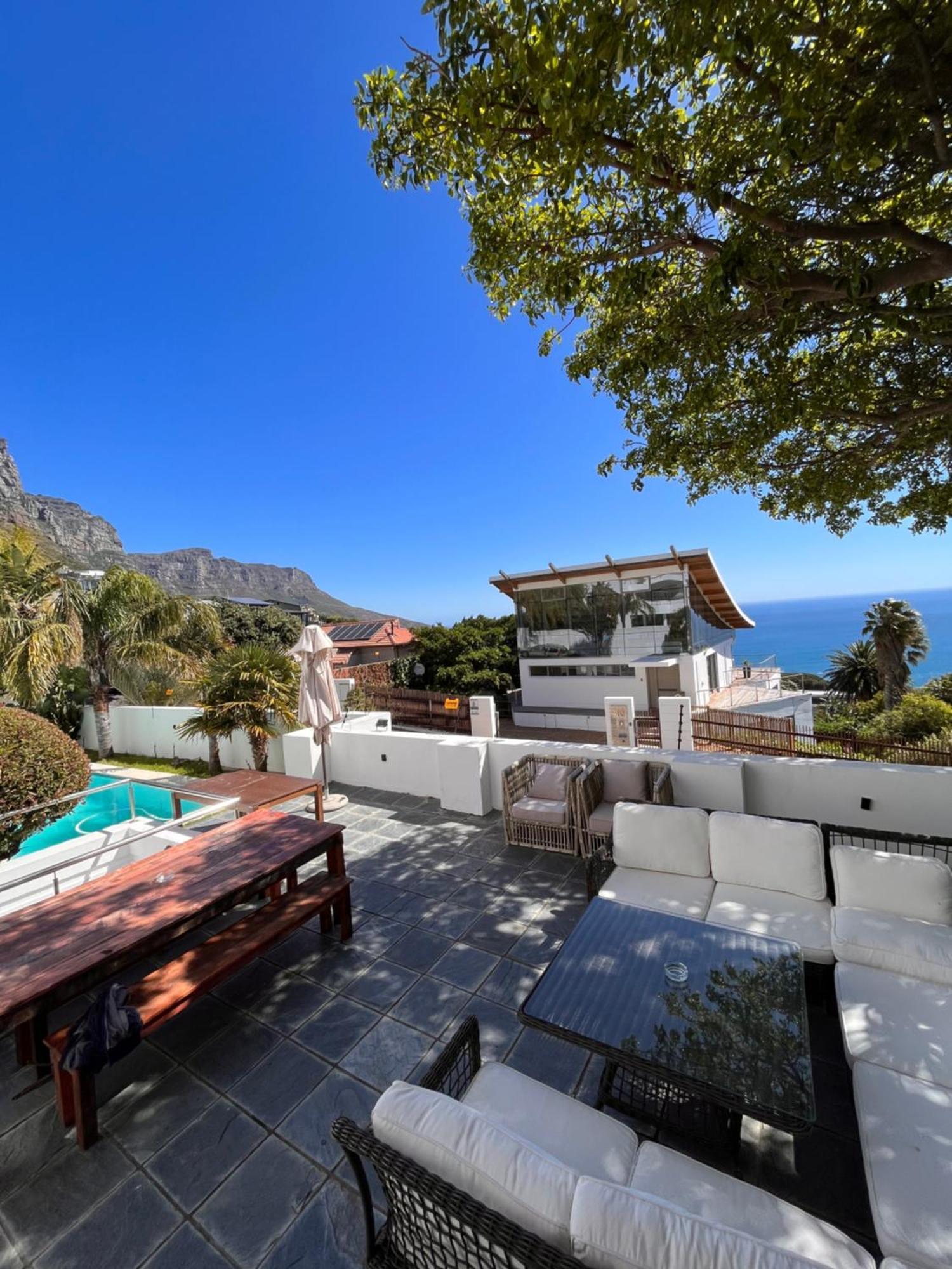 Cozy Camps Bay House With Mountain And Sea View Villa Kapstaden Exteriör bild